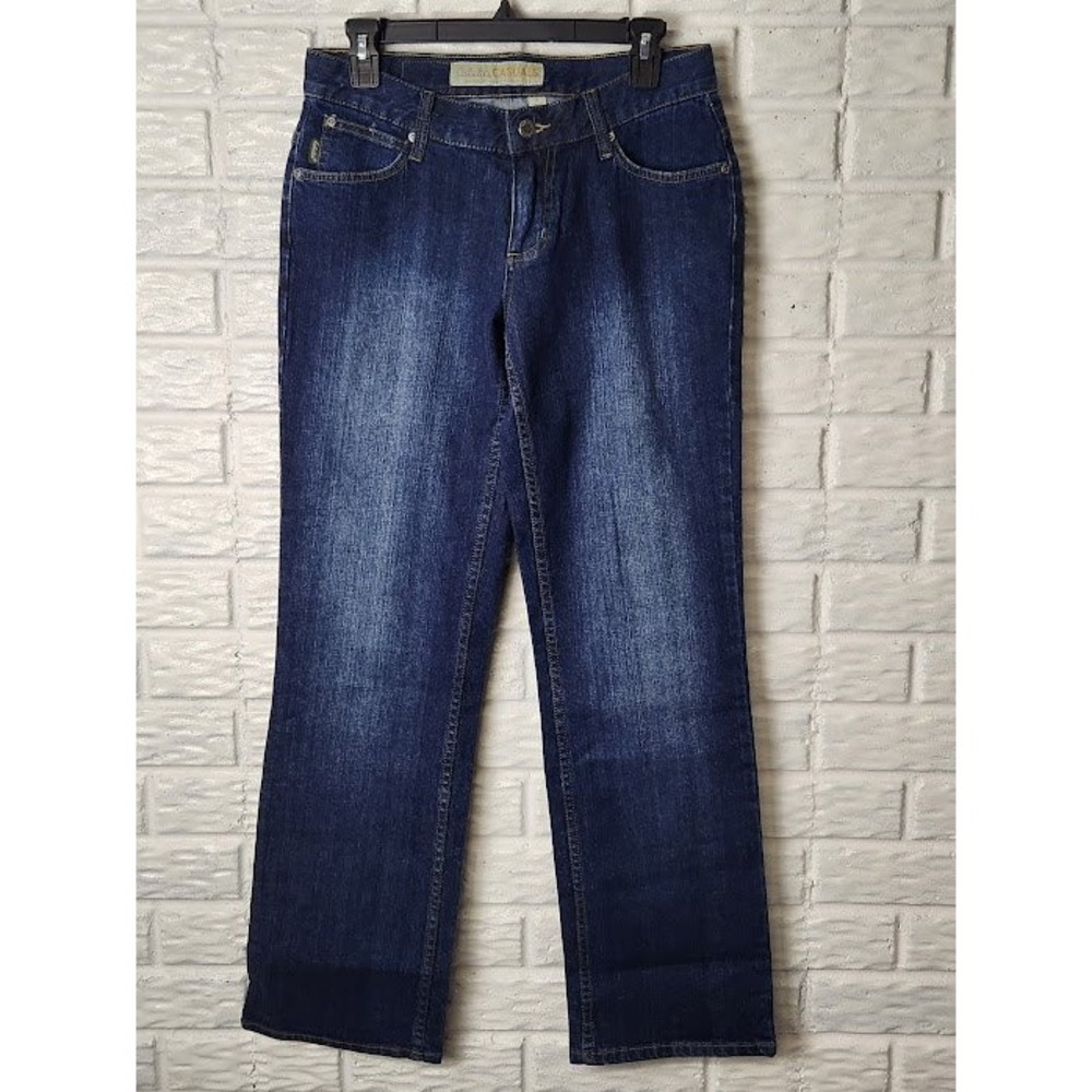 Women's size 6 Reg Cabelas Casuals Jeans Straight Denim